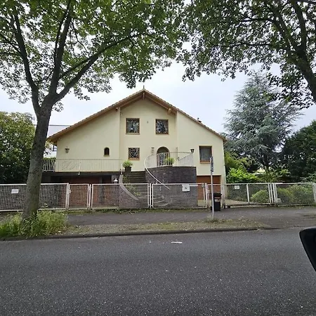 Casa de Férias Haus Mit Pool Im Herzen Bochums *