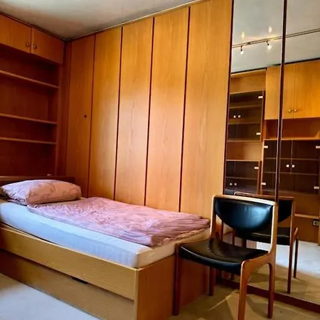 Casa de Férias Haus Mit Pool Im Herzen Bochums Bochum