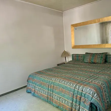 Haus Mit Pool Im Herzen Bochums * Бохум