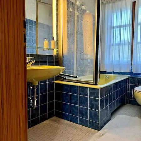 Haus Mit Pool Im Herzen Bochums * Бохум