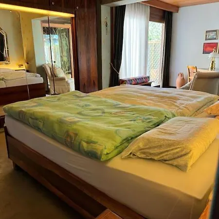 Haus Mit Pool Im Herzen Bochums Дом отдыха