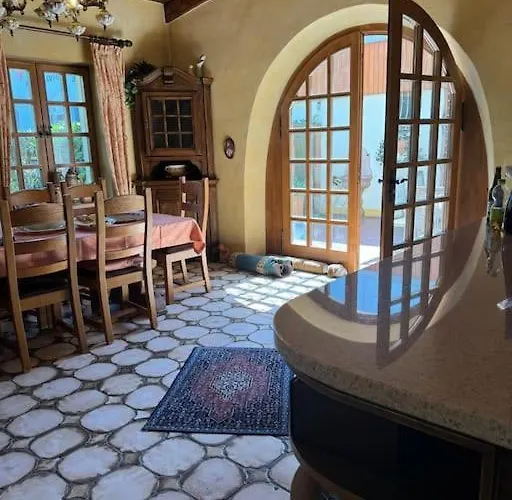 Haus Mit Pool Im Herzen Bochums * Bochum