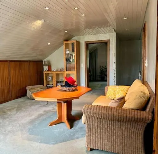 Haus Mit Pool Im Herzen Bochums *