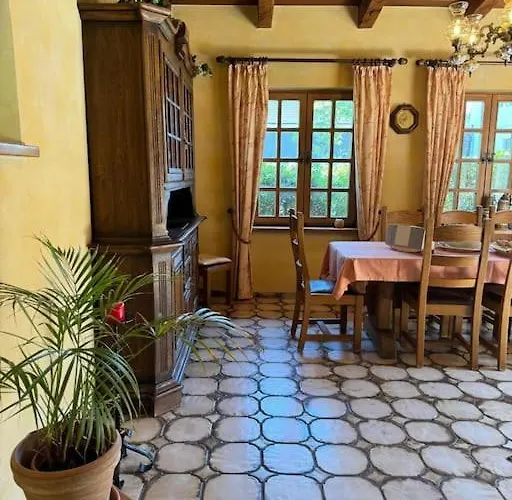 Casa de Férias Haus Mit Pool Im Herzen Bochums